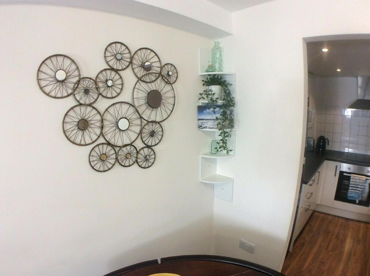 שפילד Igloo Viewpoint City Centre Stay & Free Parking מראה חיצוני תמונה